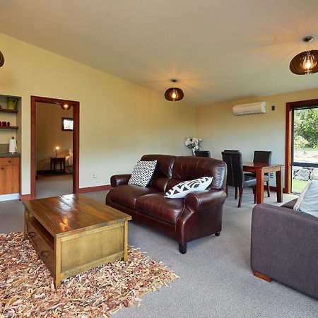 Glencree Luxury Chalets Kaikoura Bagian luar foto